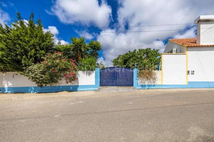 Image No.35-4 Bed House for sale