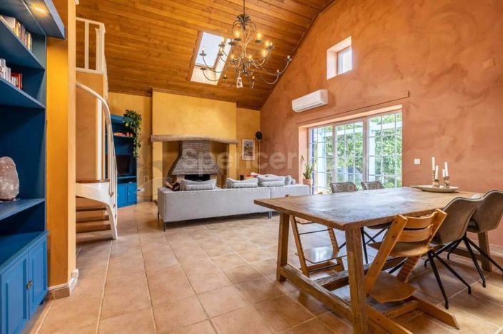 Image No.4-4 Bed House for sale