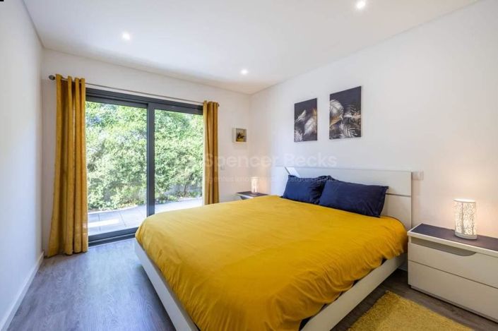 Image No.10-3 Bed House for sale