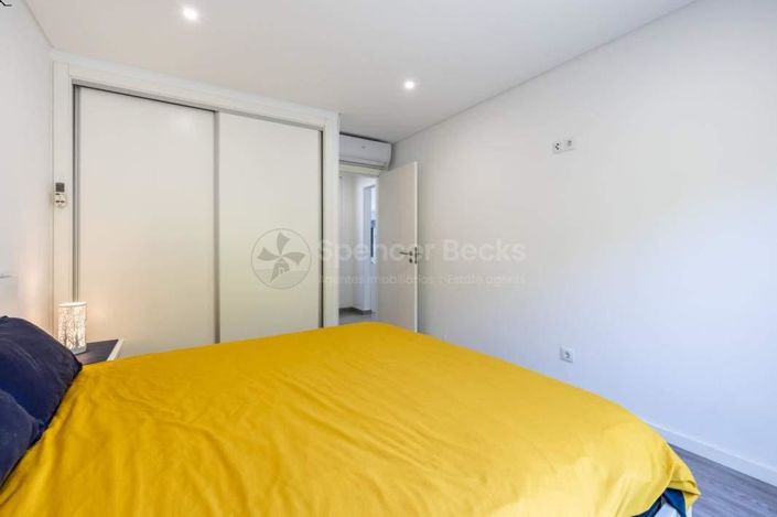 Image No.11-3 Bed House for sale