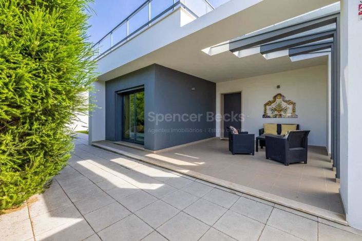 Image No.3-3 Bed House for sale