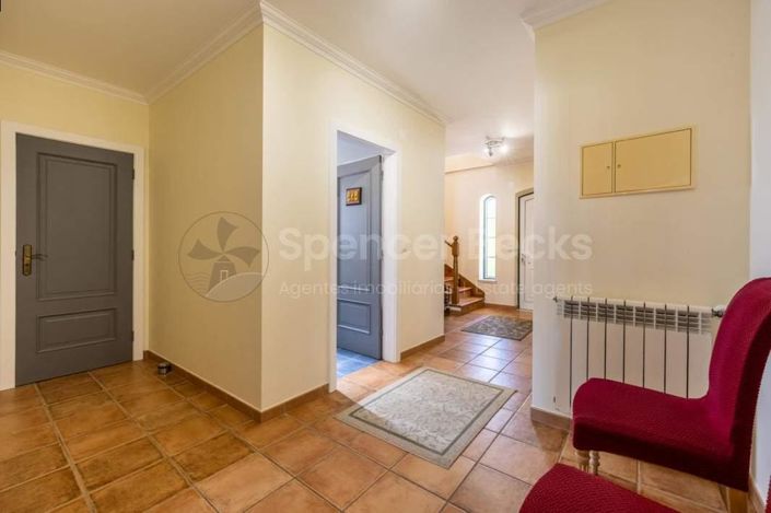 Image No.11-4 Bed House for sale