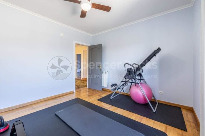 Image No.26-4 Bed House for sale