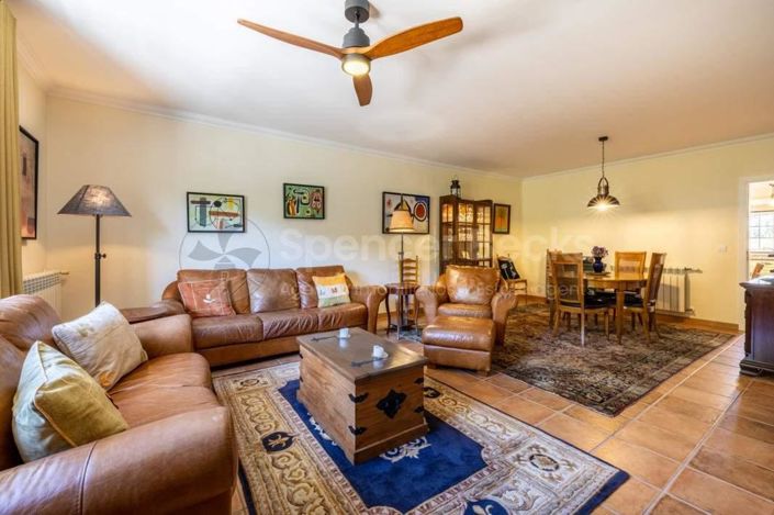 Image No.3-4 Bed House for sale