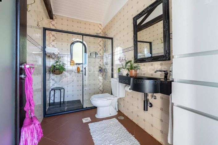 Image No.27-3 Bed House for sale