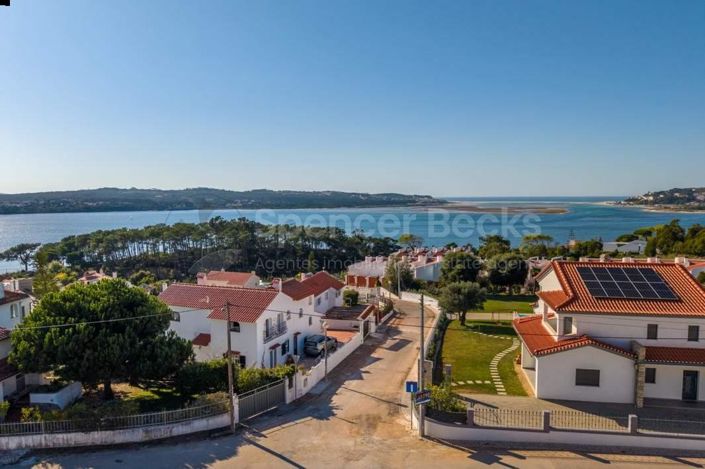 Image No.36-3 Bed House for sale