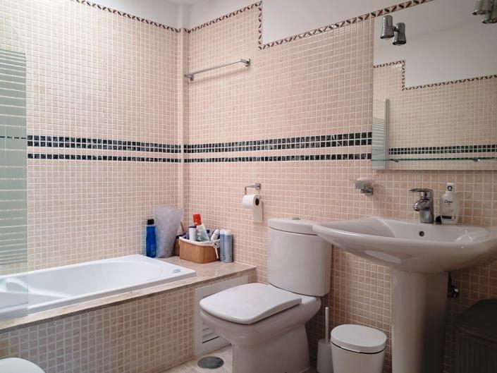 Image No.21-5 Bed Townhouse for sale