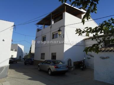 Image No.1-5 Bed Village House for sale
