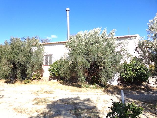 Image No.1-2 Bed Country House for sale