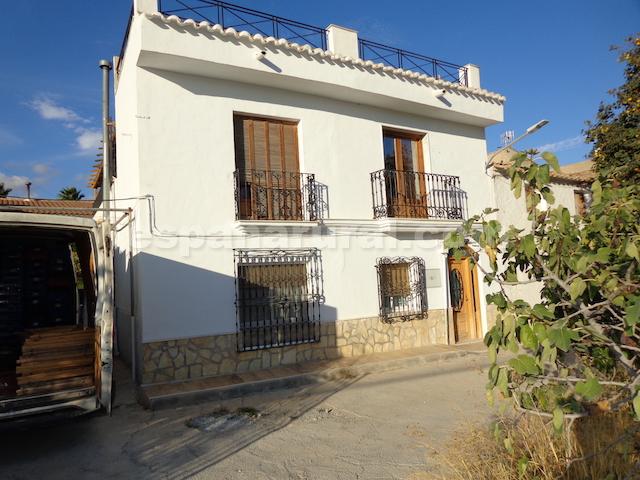 Image No.1-5 Bed Village House for sale