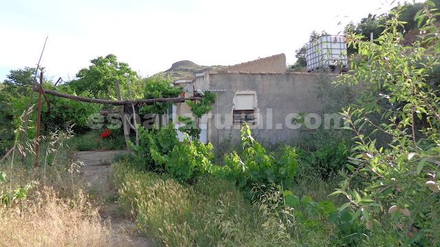 Image No.1-2 Bed Country House for sale