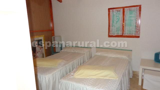 Image No.5-1 Bed Country House for sale