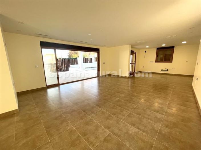 Image No.10-5 Bed Villa for sale