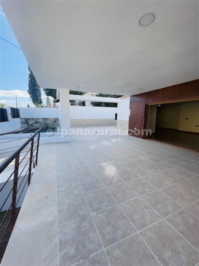 Image No.6-5 Bed Villa for sale