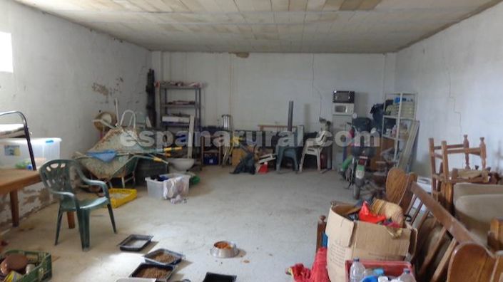 Image No.12-3 Bed Country House for sale