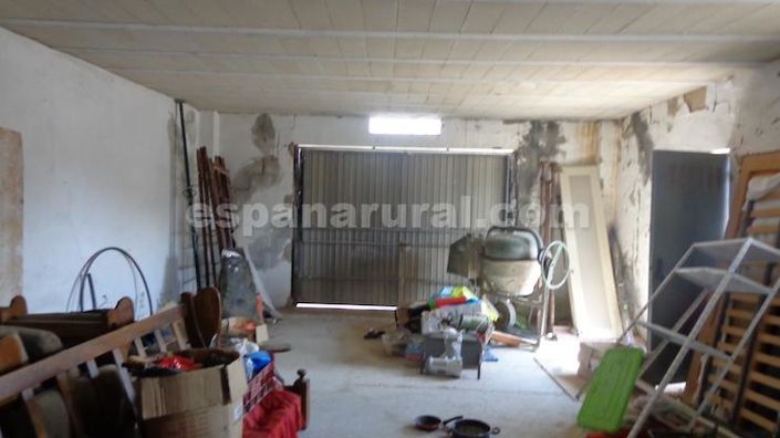 Image No.13-3 Bed Country House for sale