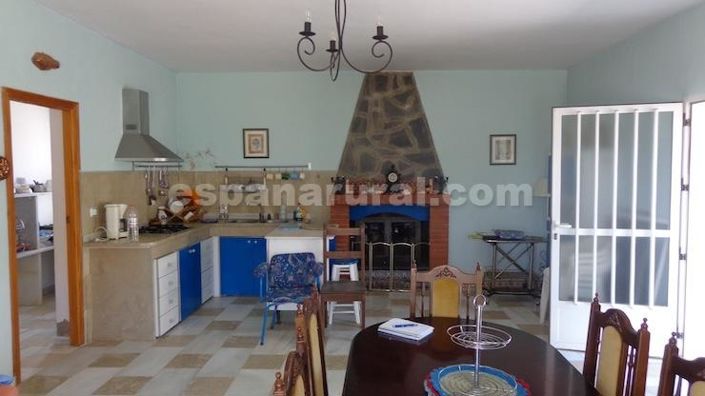 Image No.5-3 Bed Country House for sale