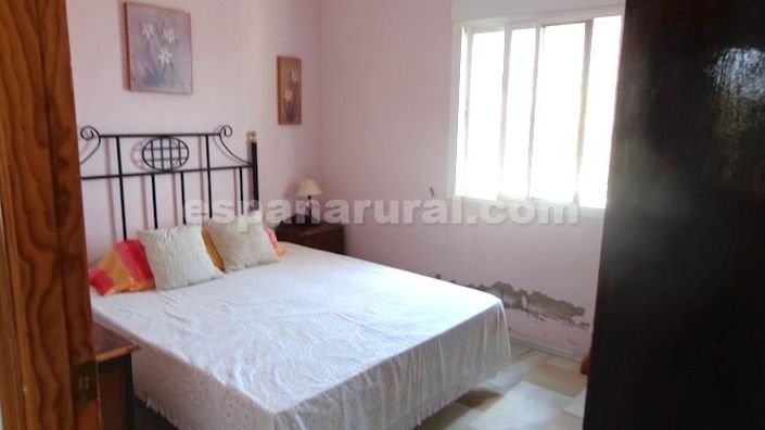 Image No.6-3 Bed Country House for sale