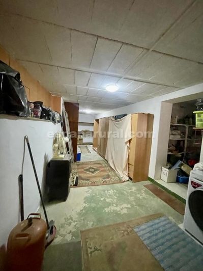 Image No.17-4 Bed Country House for sale