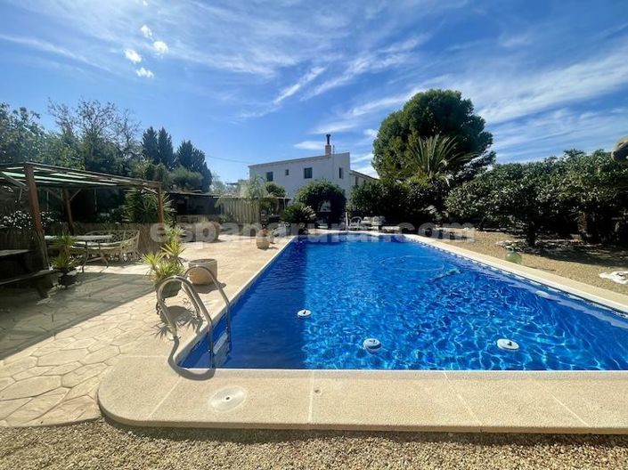 Image No.19-4 Bed Country House for sale