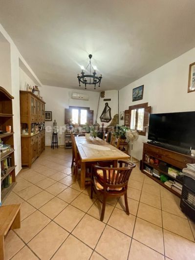 Image No.3-4 Bed Country House for sale