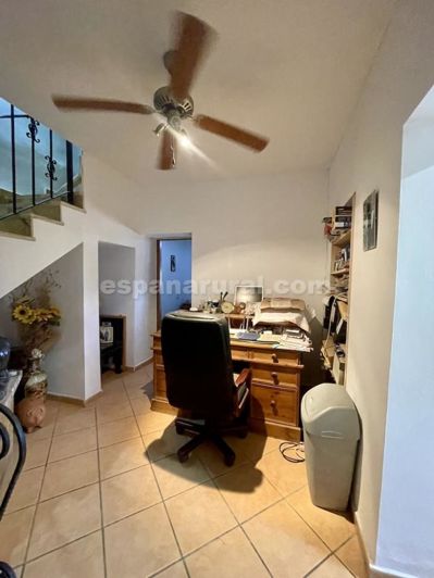 Image No.6-4 Bed Country House for sale