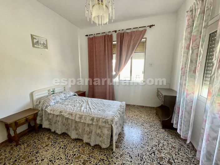 Image No.5-4 Bed Village House for sale