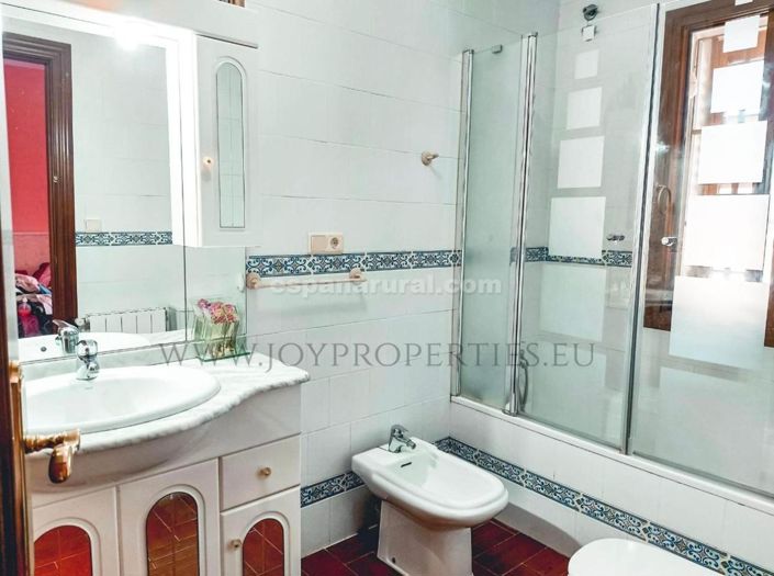 Image No.11-5 Bed Villa for sale