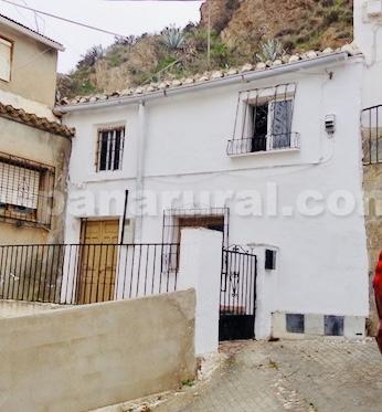 Image No.1-4 Bed Village House for sale