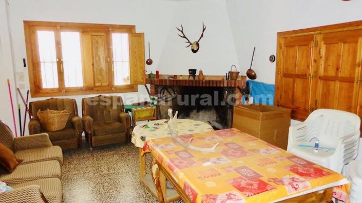 Image No.13-9 Bed Country House for sale