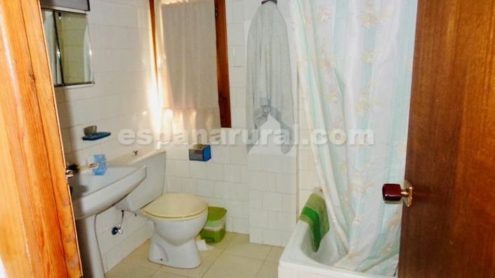 Image No.15-9 Bed Country House for sale