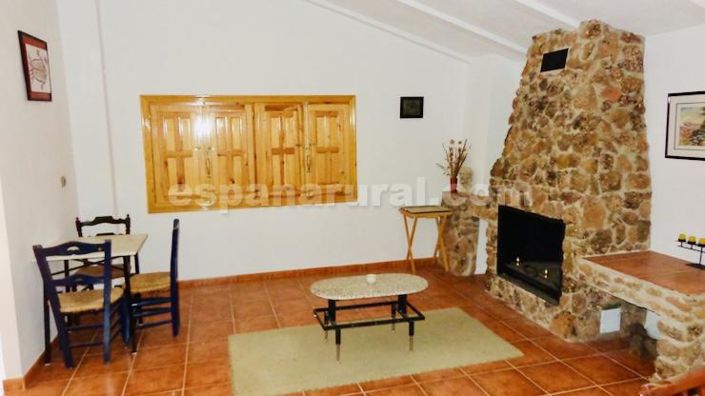 Image No.4-9 Bed Country House for sale