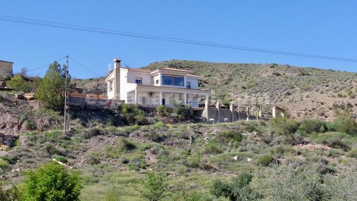 Image No.3-3 Bed Villa for sale