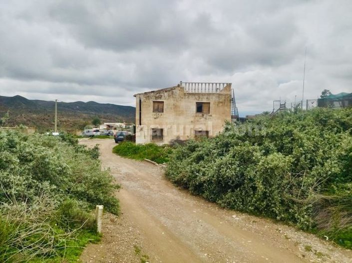 Image No.16-3 Bed Country House for sale