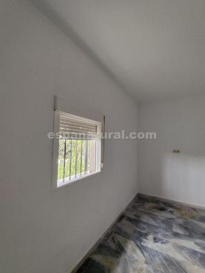 Image No.9-2 Bed Country House for sale