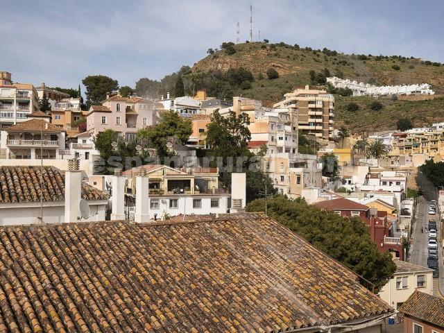 Image No.21-5 Bed Apartment for sale