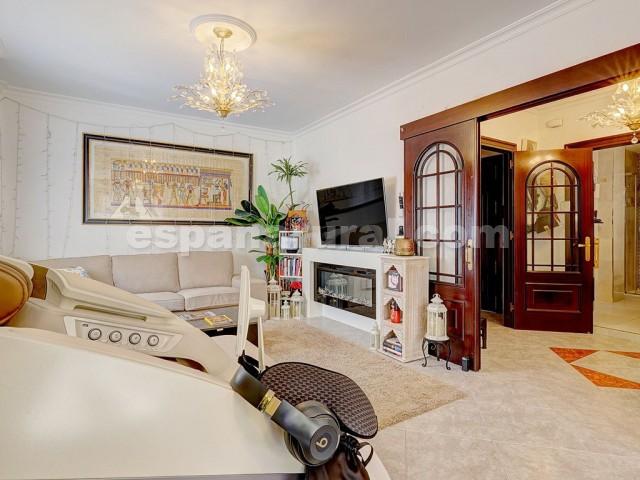 Image No.5-5 Bed Apartment for sale