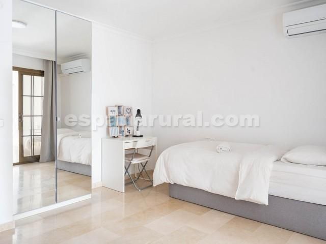 Image No.10-4 Bed Apartment for sale