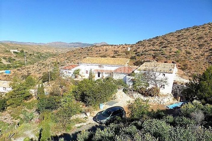 Image No.1-3 Bed Country House for sale
