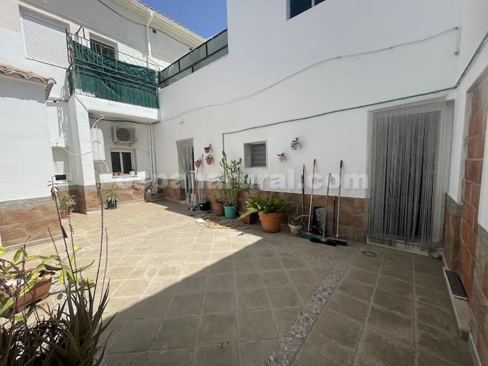 Image No.13-3 Bed Village House for sale