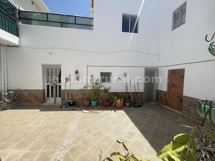 Image No.15-3 Bed Village House for sale