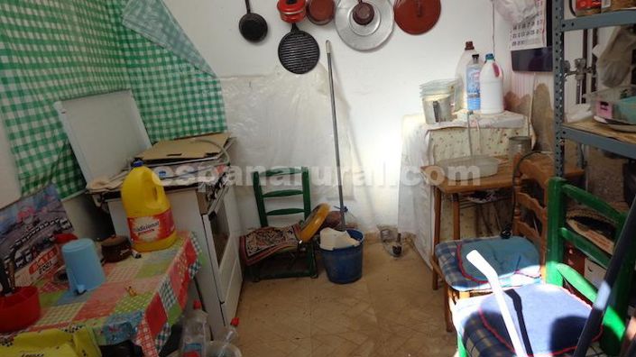 Image No.11-3 Bed Country House for sale