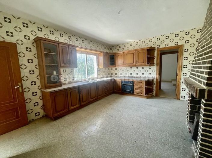 Image No.13-6 Bed Villa for sale