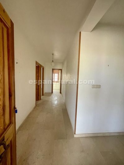 Image No.4-6 Bed Villa for sale