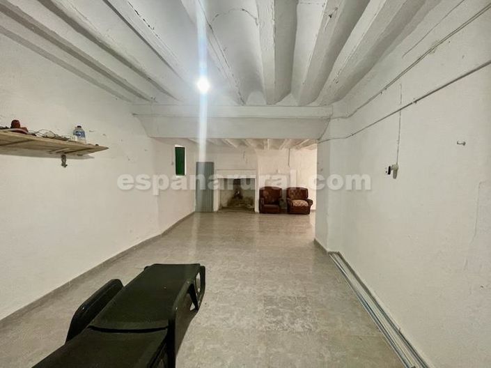 Image No.18-6 Bed Village House for sale