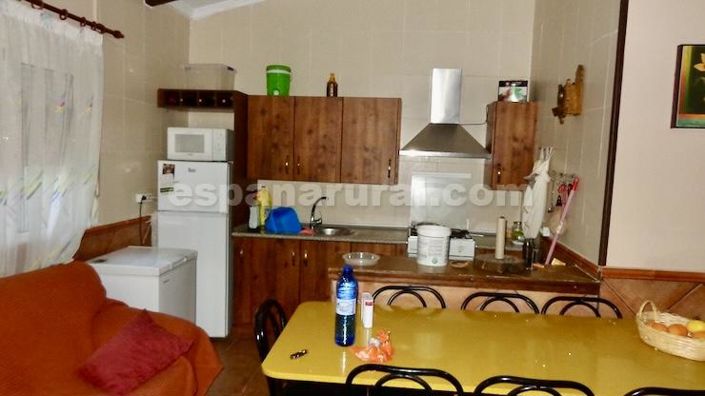 Image No.3-2 Bed Country House for sale