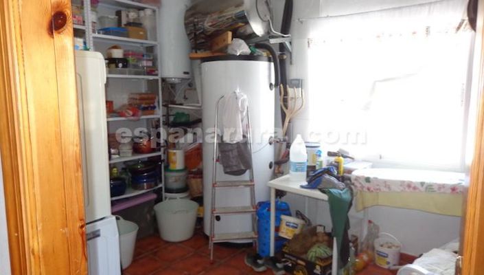 Image No.12-4 Bed Country House for sale