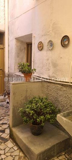 Image No.15-4 Bed Village House for sale