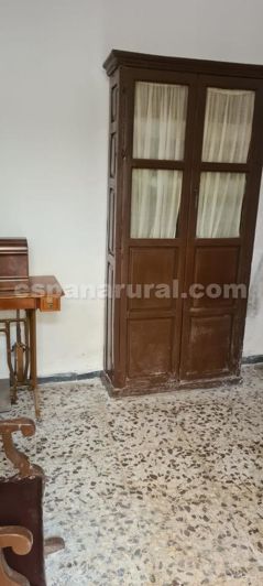 Image No.7-4 Bed Village House for sale