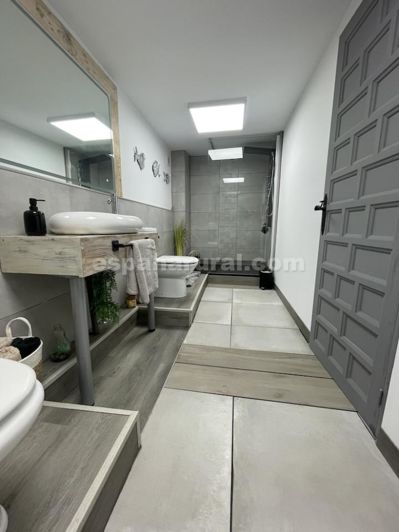 Image No.25-5 Bed Country House for sale